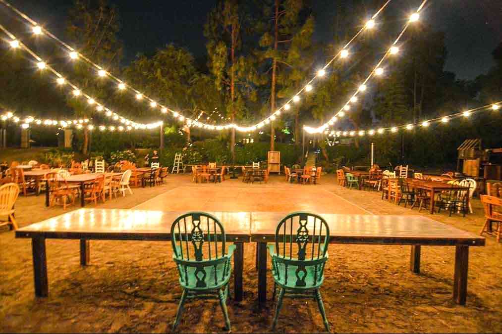 outdoor lighting specialist